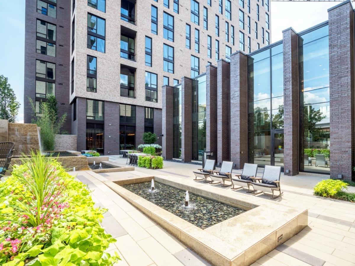 Bluebird Suites At Reston Town Center Extérieur photo