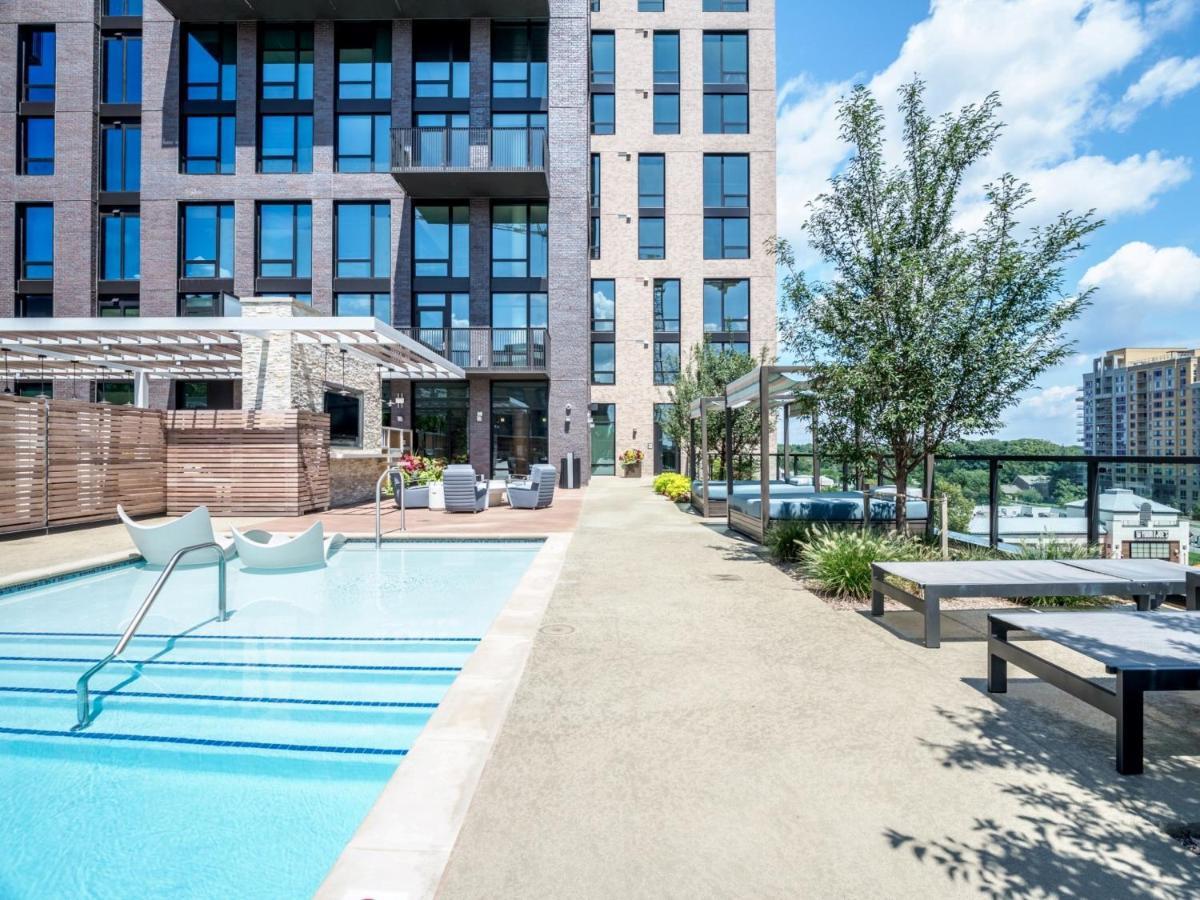 Bluebird Suites At Reston Town Center Extérieur photo